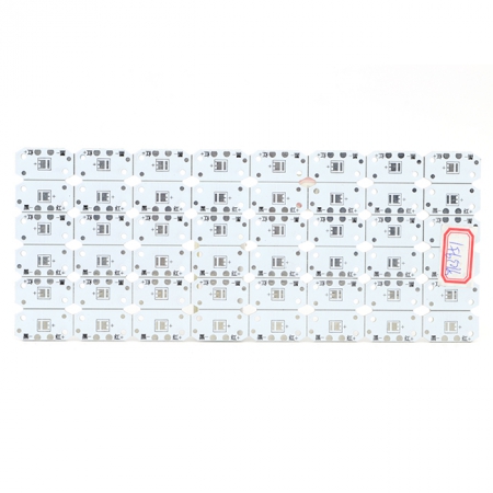 High thermal conductivity aluminum substrate (107)